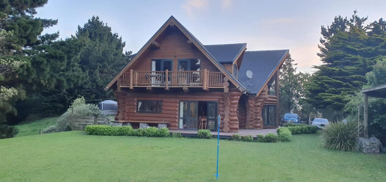 Hilltop Lodge Porirua Zewnętrze zdjęcie